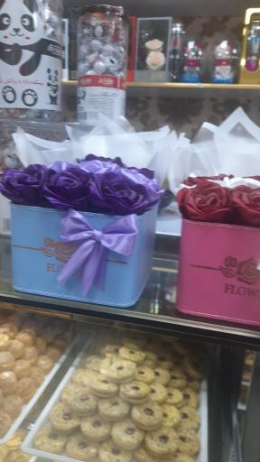 عکس شیرینی سرای ثمین