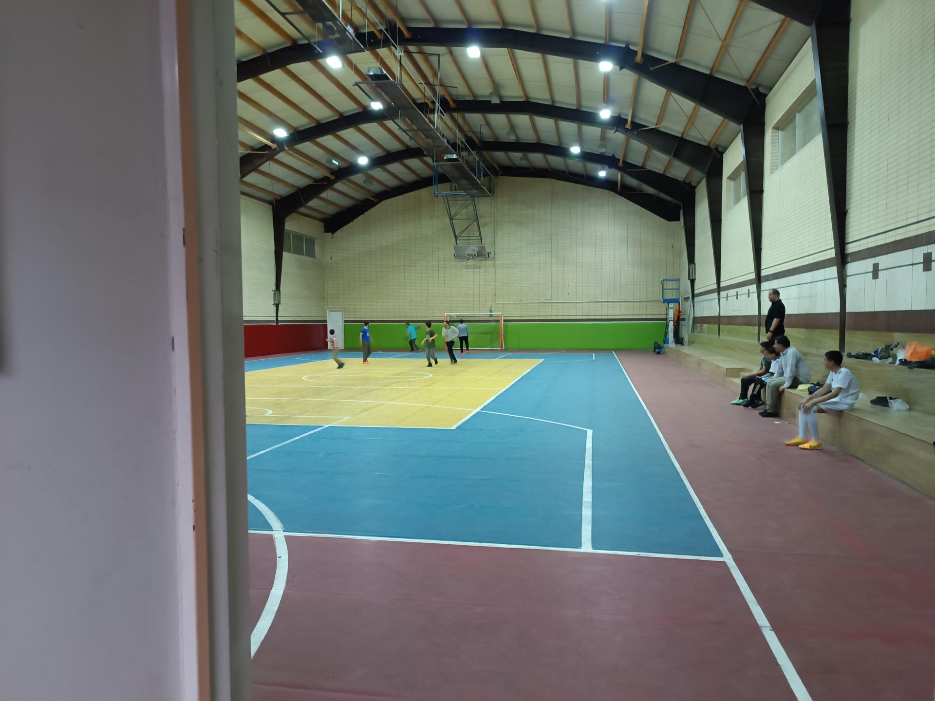 عکس سالن فوتسال نامجو