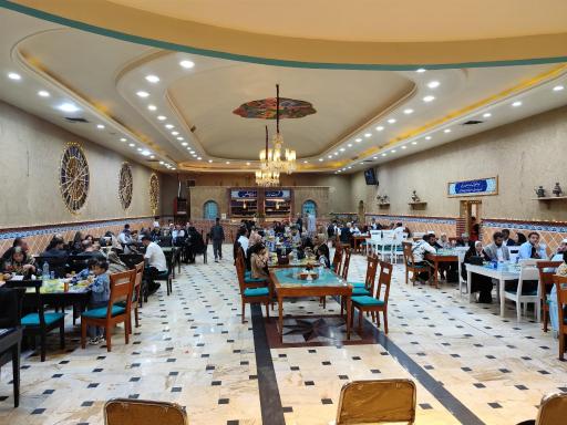 رستوران سنتی علی درباری