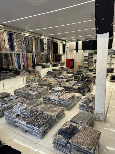 عکس پخش شال و روسری وتون