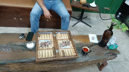 عکس آرایشگاه پیرامو