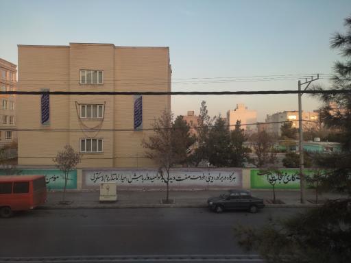 عکس دبیرستان دخترانه فرهیختگان