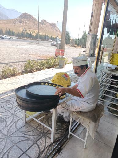 عکس فروشگاه و کارگاه سوغات کرمانشاه