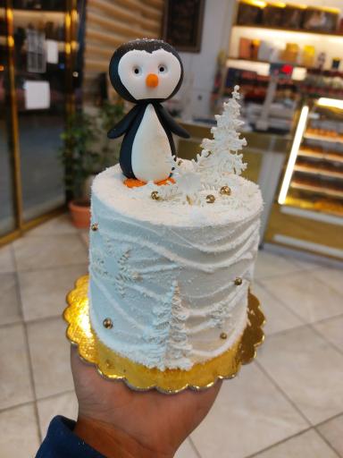 عکس قنادی پانیذ طلایی