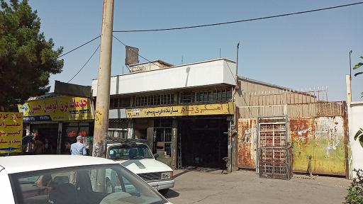 عکس درب و پنجره سازی آهنگری قادر