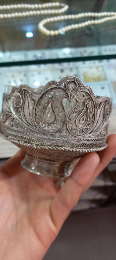 گالری طلا سنگهای قیمتی پیسوده