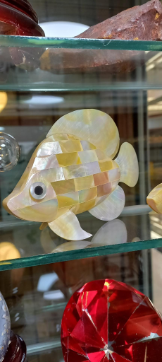 گالری طلا سنگهای قیمتی پیسوده