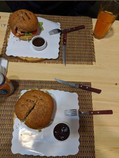 عکس کافه بیستون