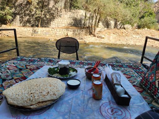 عکس رستوران دشت بهشت