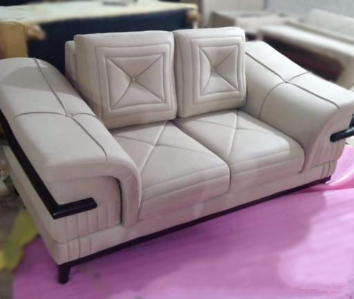 عکس کارگاه تخصصـــــــی مبل 