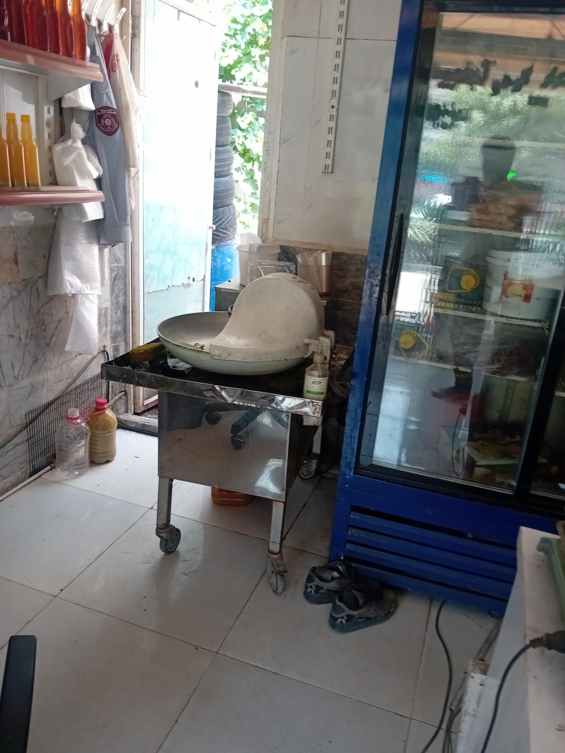 عکس سبزیجات آماده و آب مرکبات