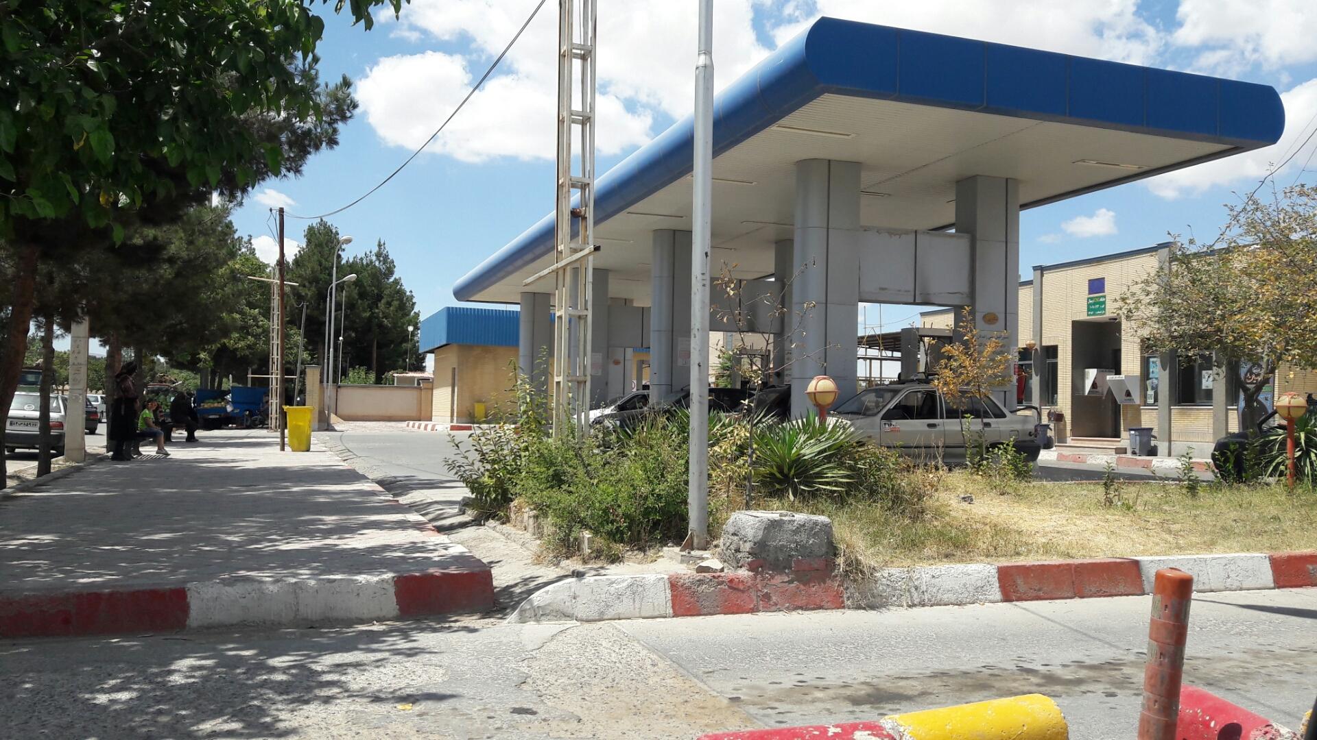 عکس پمپ گاز CNG