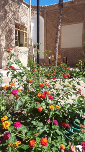 عکس رستوران لاوین