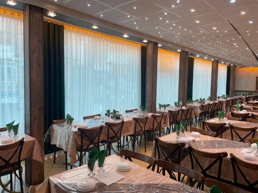 عکس رستوران حاج نعمت