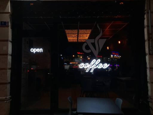 عکس کافه آلفا