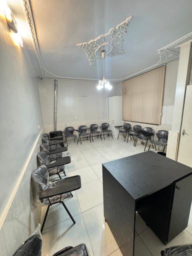 عکس آموزشگاه زبان نیکا