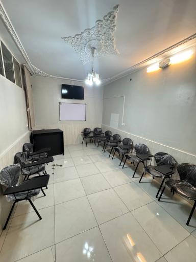 عکس آموزشگاه زبان نیکا