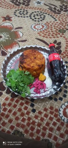 عکس طبخ غذای ترنج بانو