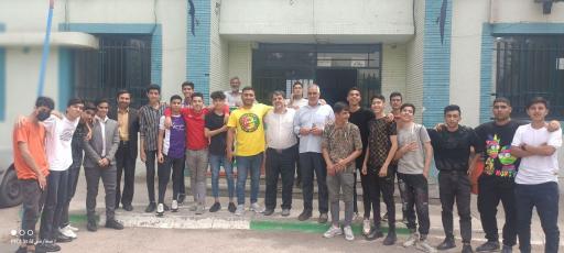 عکس هنرستان کار و‌ دانش مهرآوران