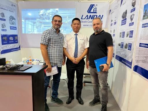 عکس تعمیرگاه ماشین چینی خالقی