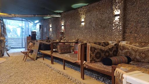 عکس سرای سنتی کوهستان