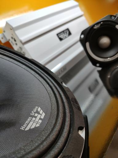 عکس مجموعه رویال استریو (شیشه دودی و سیستم صوتی)