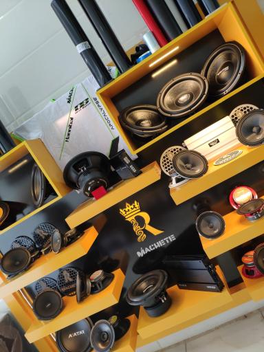 عکس مجموعه رویال استریو (شیشه دودی و سیستم صوتی)