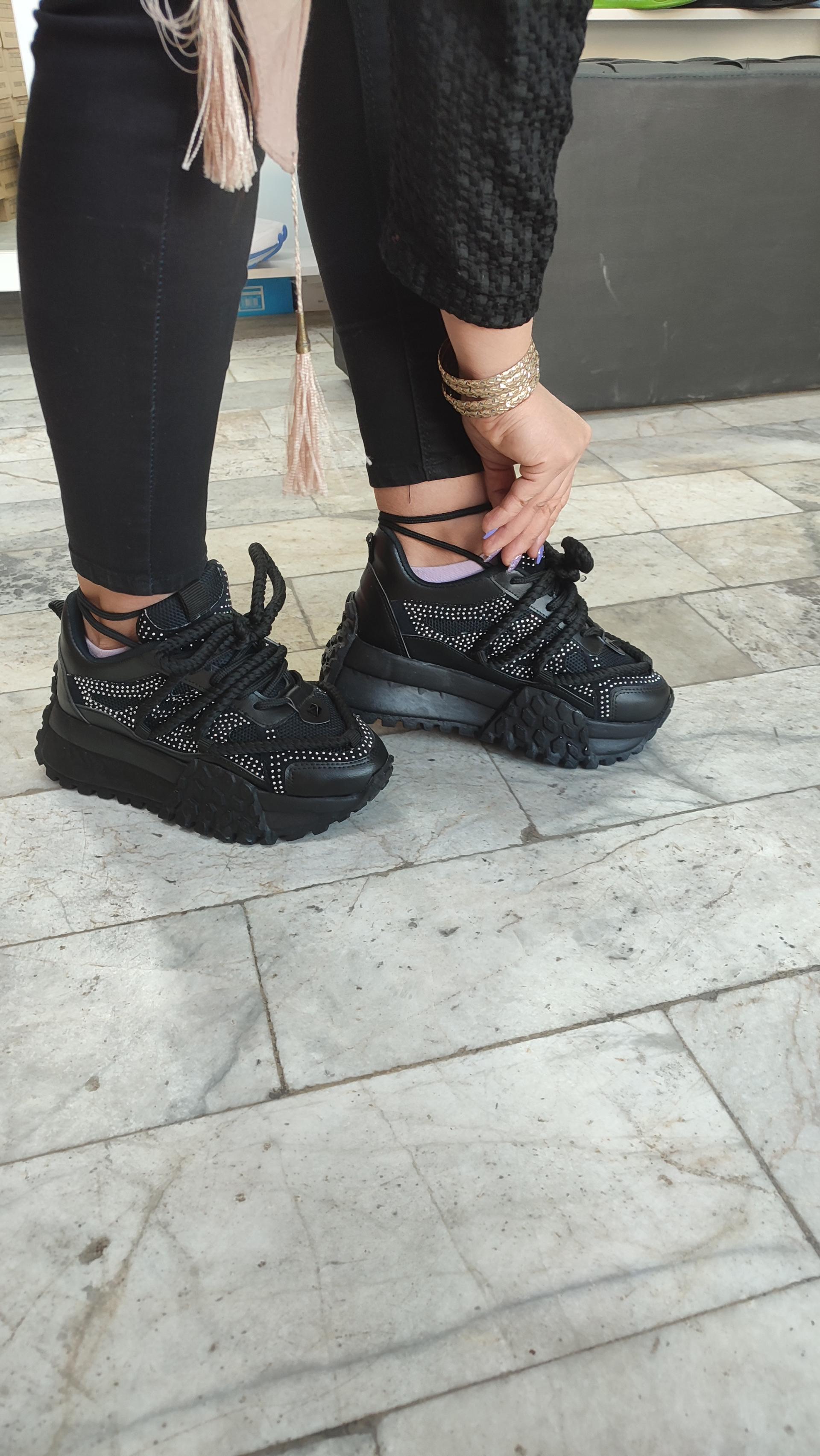 عکس کلبه کتونی ایلیا