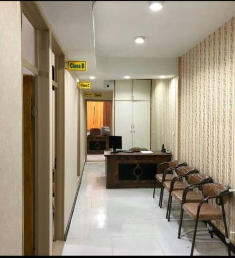 عکس آموزشگاه زبان شهید خلج 