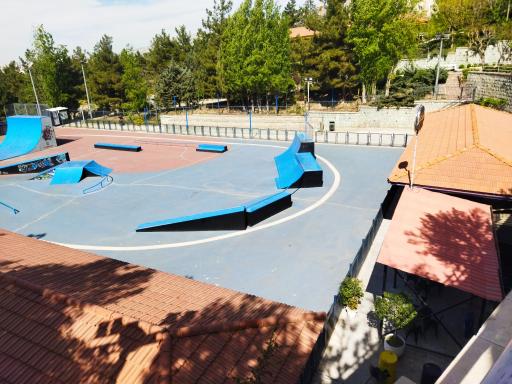 عکس زمین اسکیت