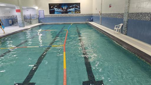 عکس استخر شهدای ده ونک