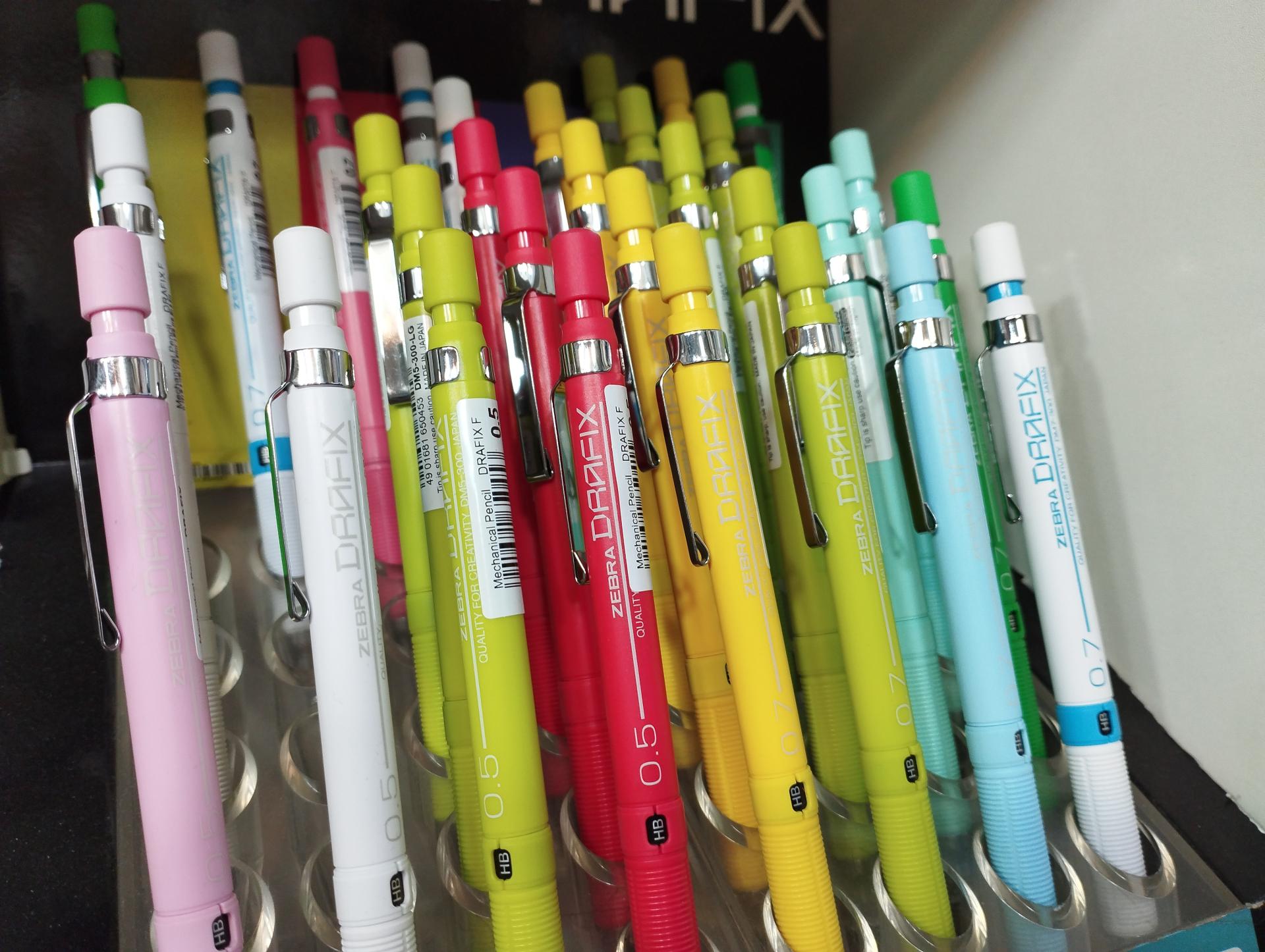 عکس لوازم تحریر گندم