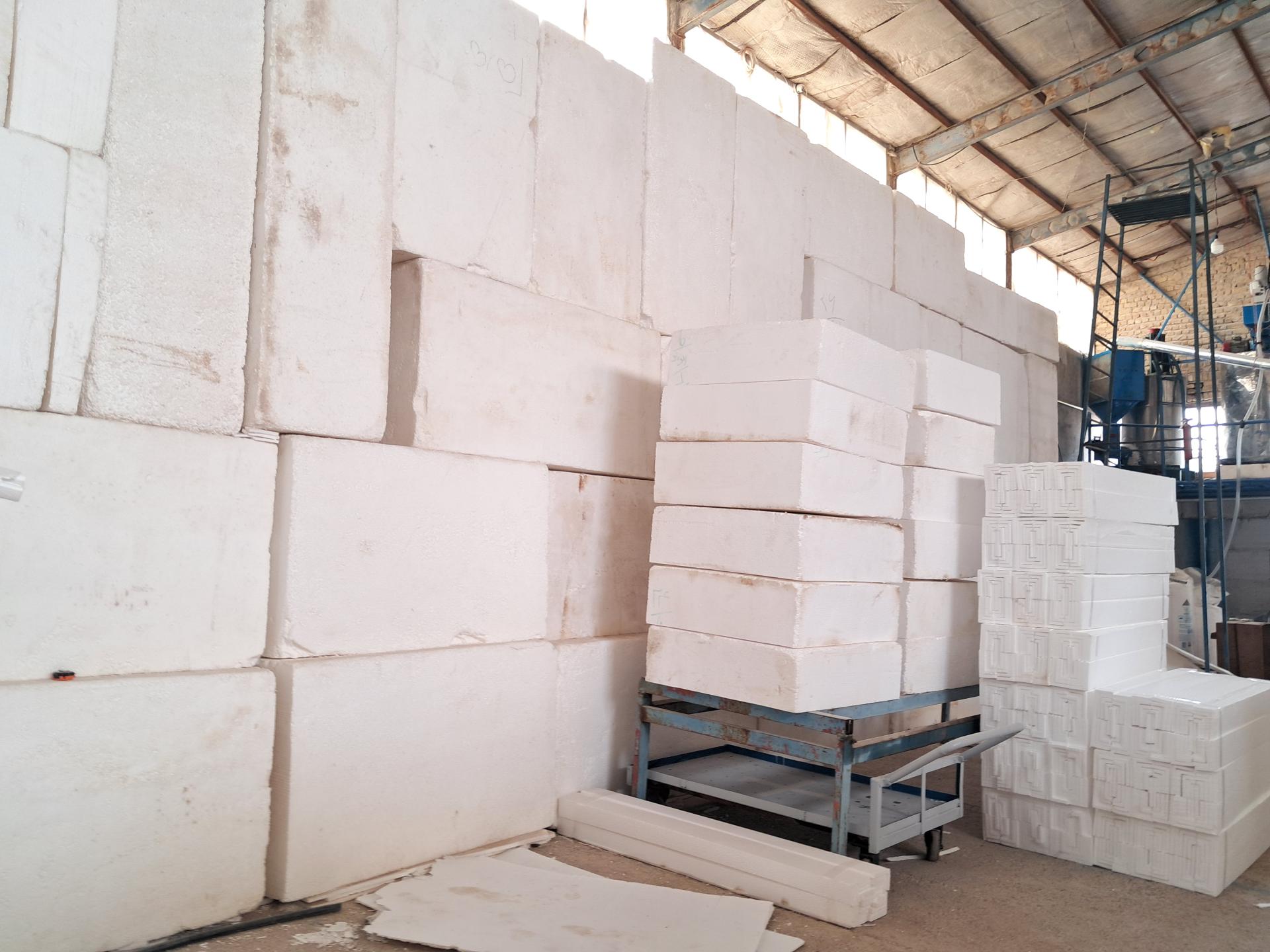 عکس کارخانه فوم پایدار فوم