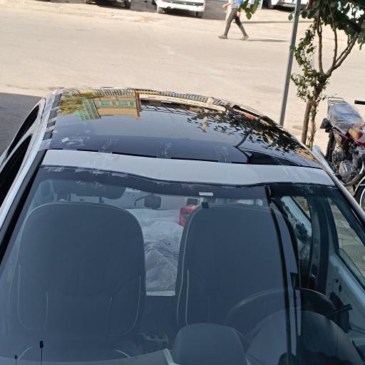 عکس شیشه اتومبیل علیجانی