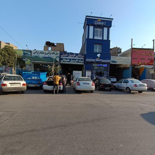 عکس شیشه اتومبیل علیجانی