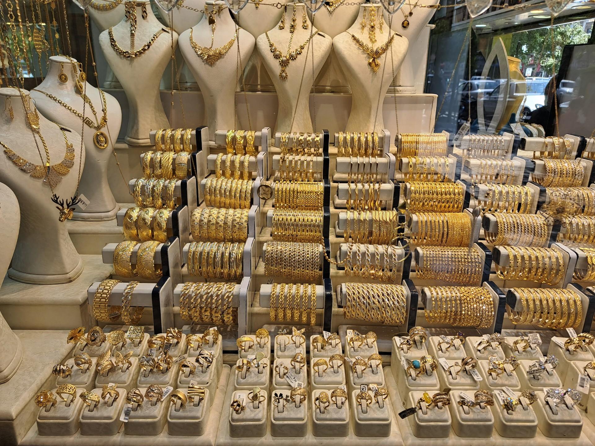 عکس گالری طلای ترمه