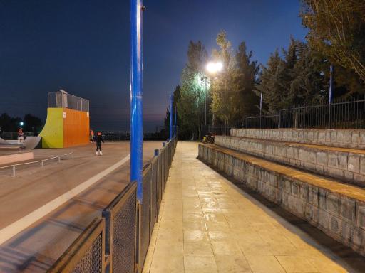 عکس زمین اسکیت