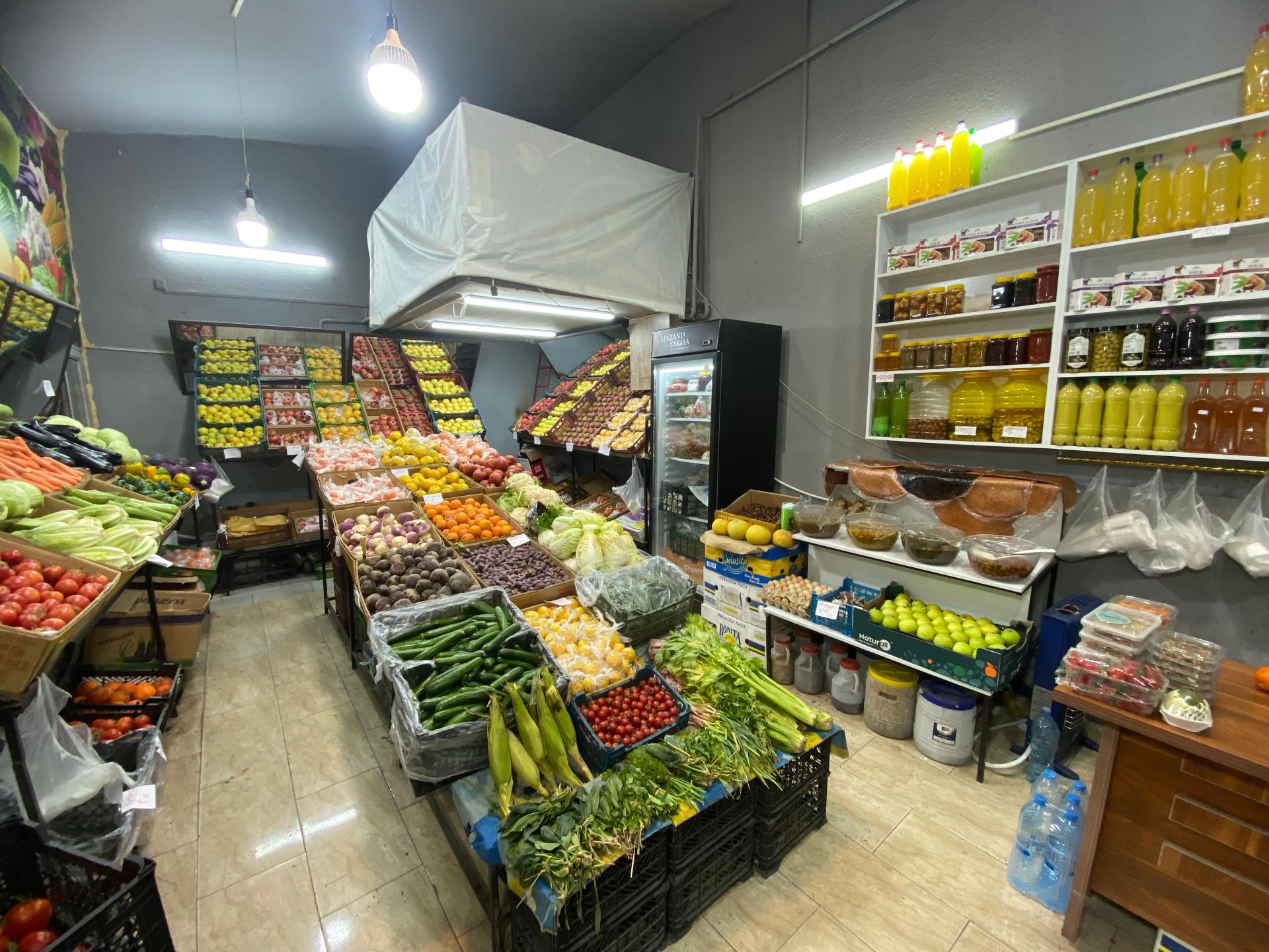 عکس خانه میوه و سبزیجات بابل