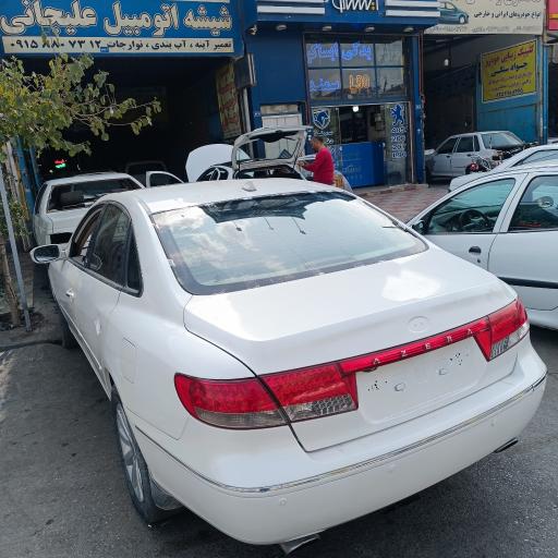 عکس شیشه اتومبیل علیجانی