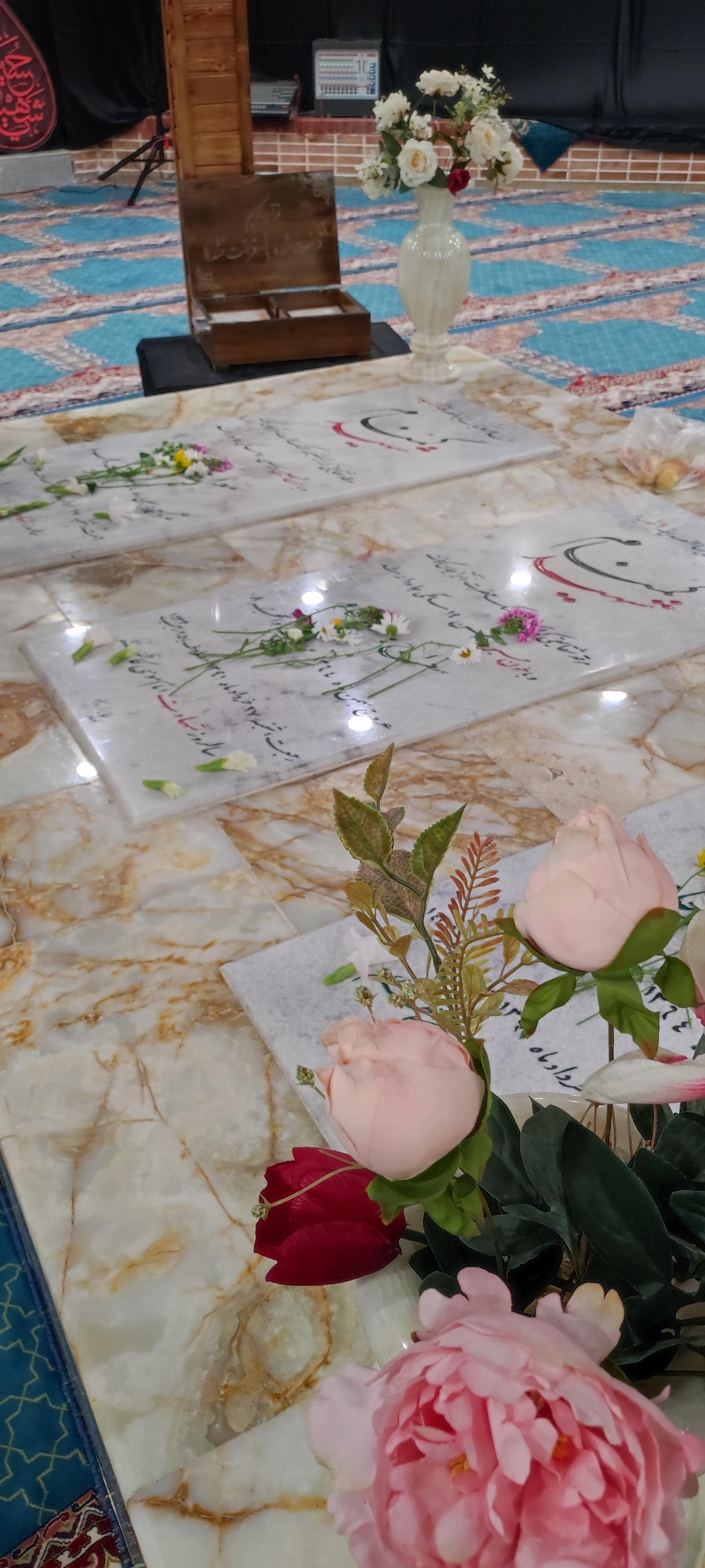 عکس آستان مقدس شهیدان گمنام (بیرق الحسین)