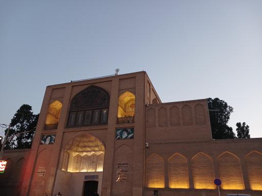 عکس درب ورودی باغ فین کاشان