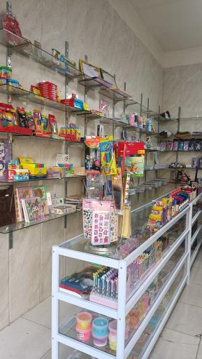 عکس نوشت افزار و کافی نت دانش