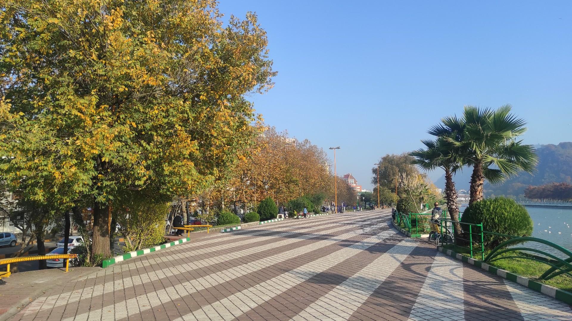 عکس دریاچه شیطان کوه لاهیجان