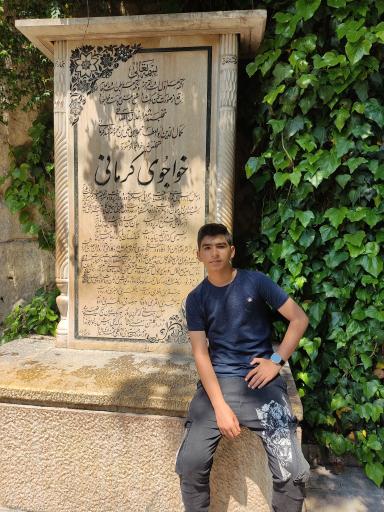 عکس غار خواجوی کرمانی