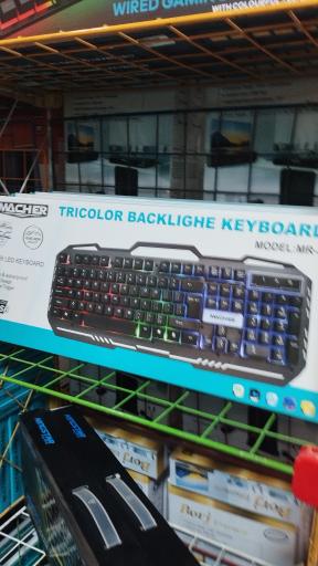 عکس فروشگاه و کافی نت تاوا پی سی 