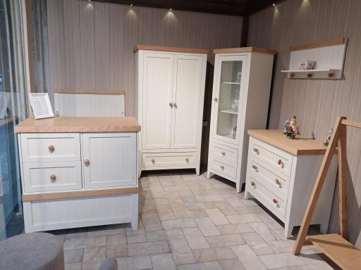 عکس سرویس  اتاق خواب کودک و نوجوان طوسی