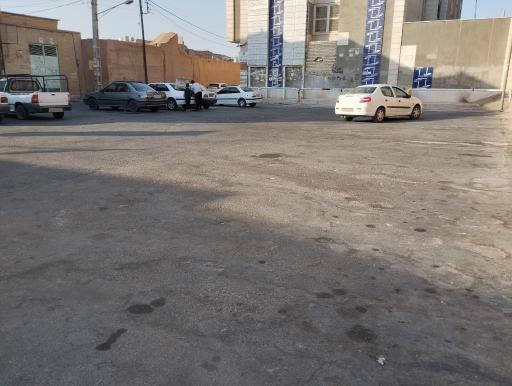عکس پارکینگ کوچه برخودار