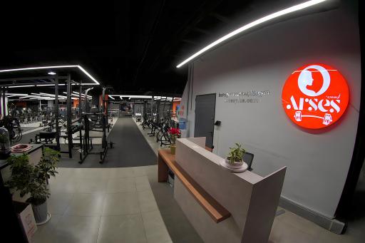 عکس باشگاه آرسس