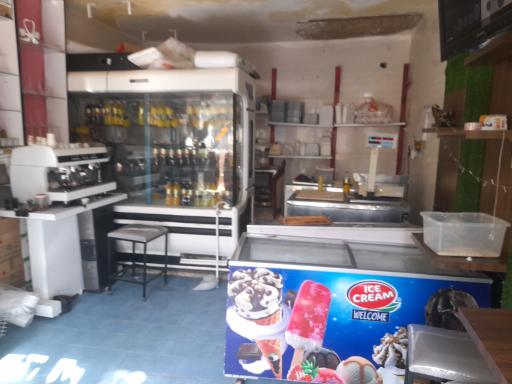 بستنی سنتی مکرمی مایوان