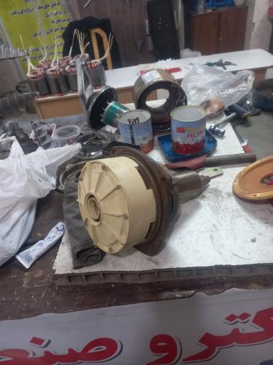 عکس سیم‌پیچی و تعمیرات الکترو صنعت فدایی